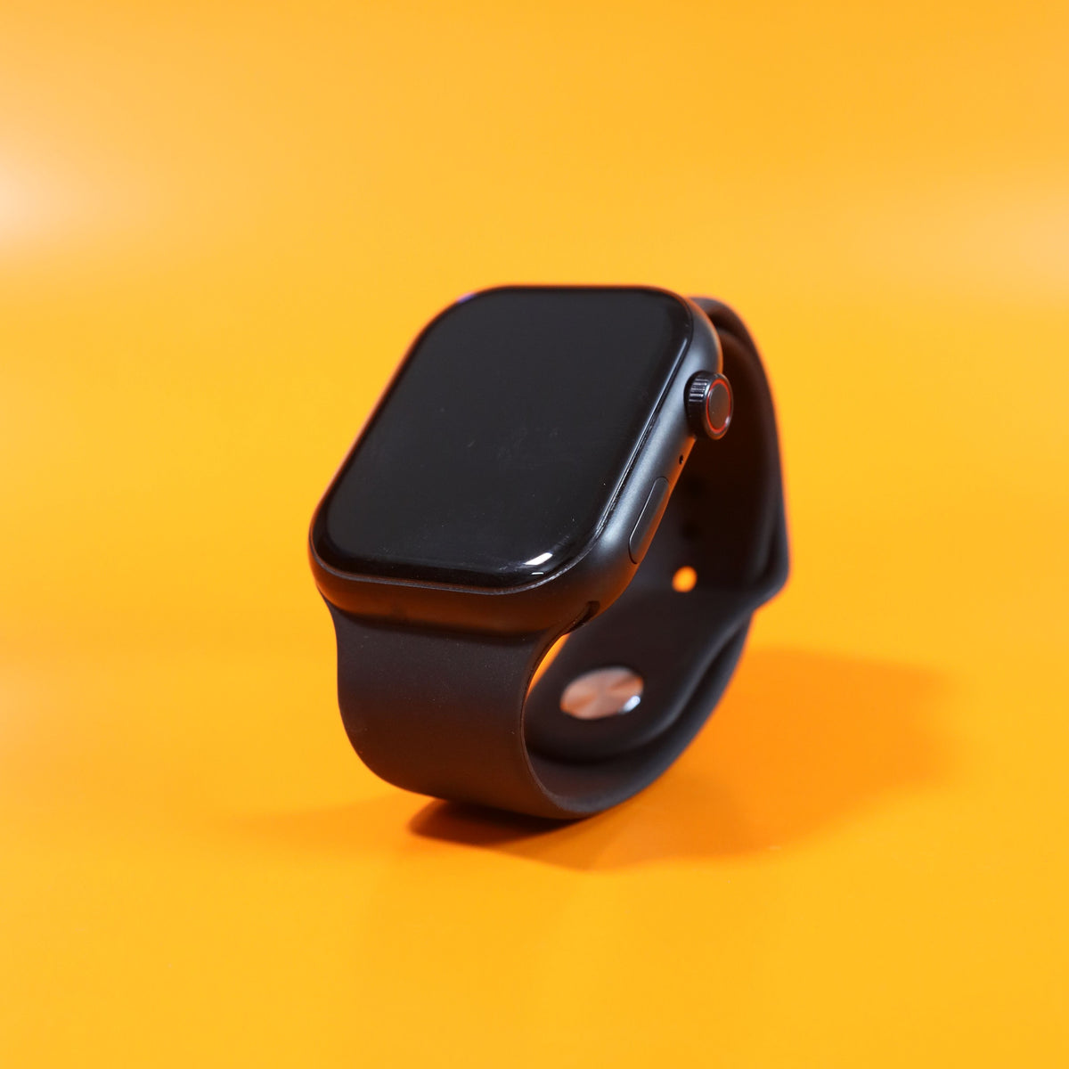 Smartwatch vs. Traditional Mechanical Watch: The Ultimate Comparison