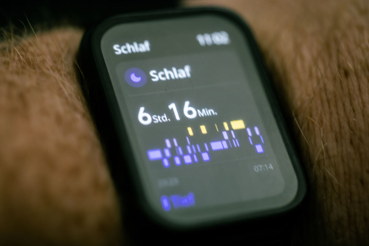 Smartwatch Sleep Tracking: The Science Behind Your Nightly Sleep Score