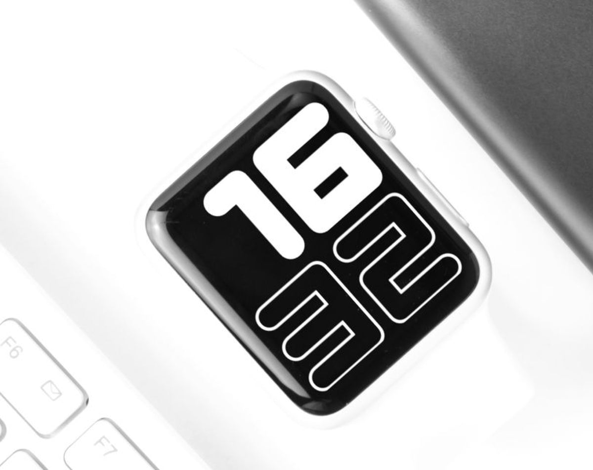 AeroSync Pro Smartwatch Sleek, multi-functional everyday watch